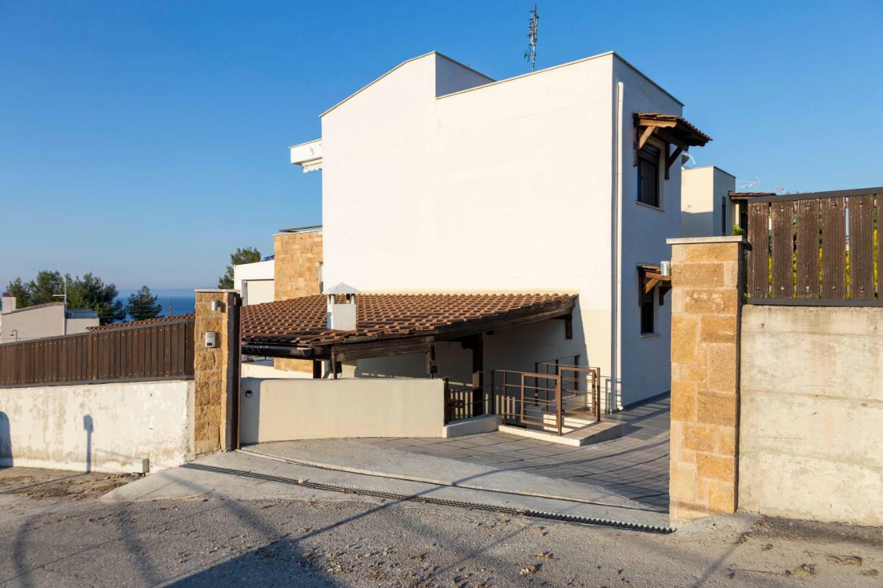 Villa Rossa Hanioti Exterior photo