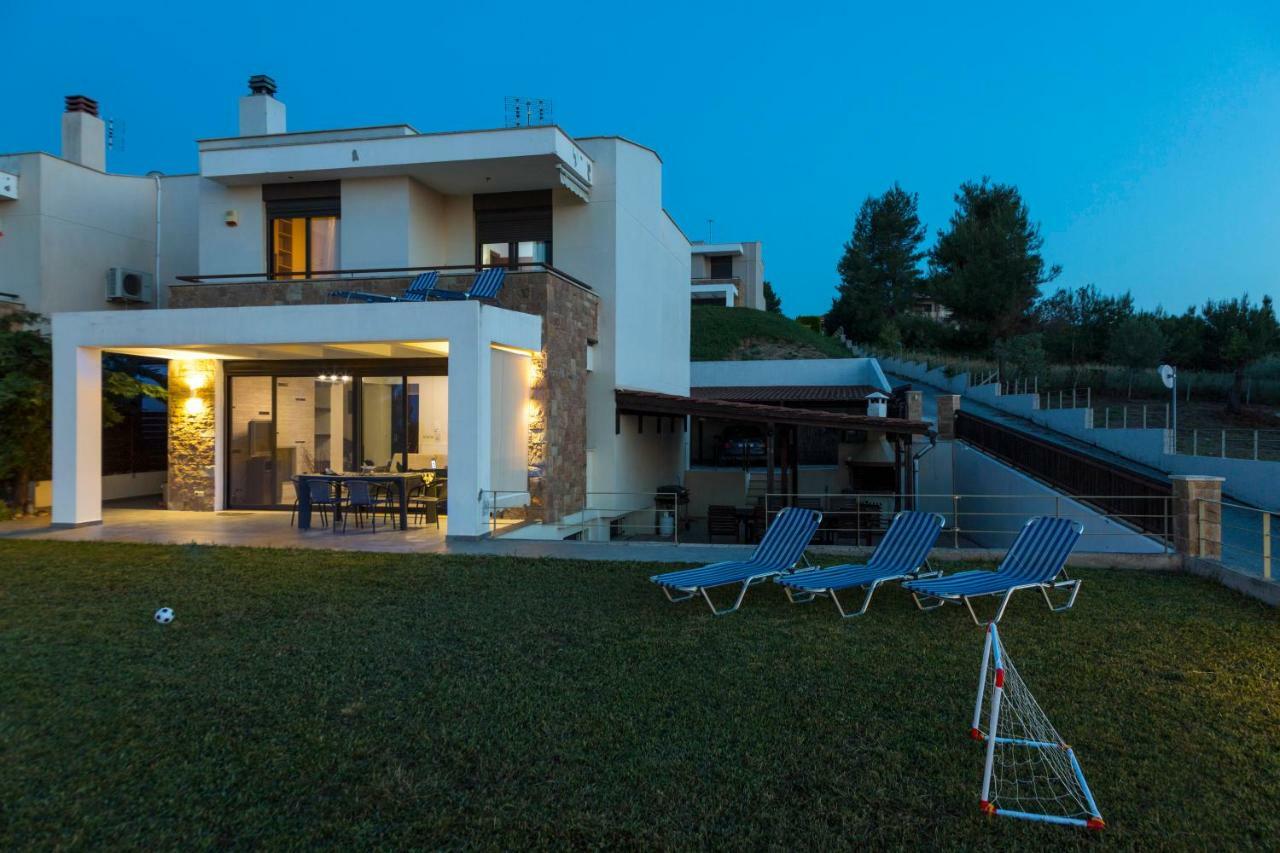 Villa Rossa Hanioti Exterior photo